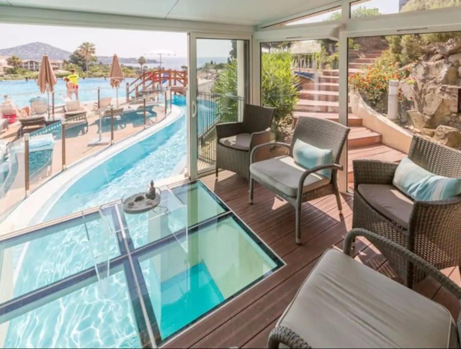 Village Cap Esterel, Piscine, Plage แซ็งต์-ราฟาเอล ภายนอก รูปภาพ