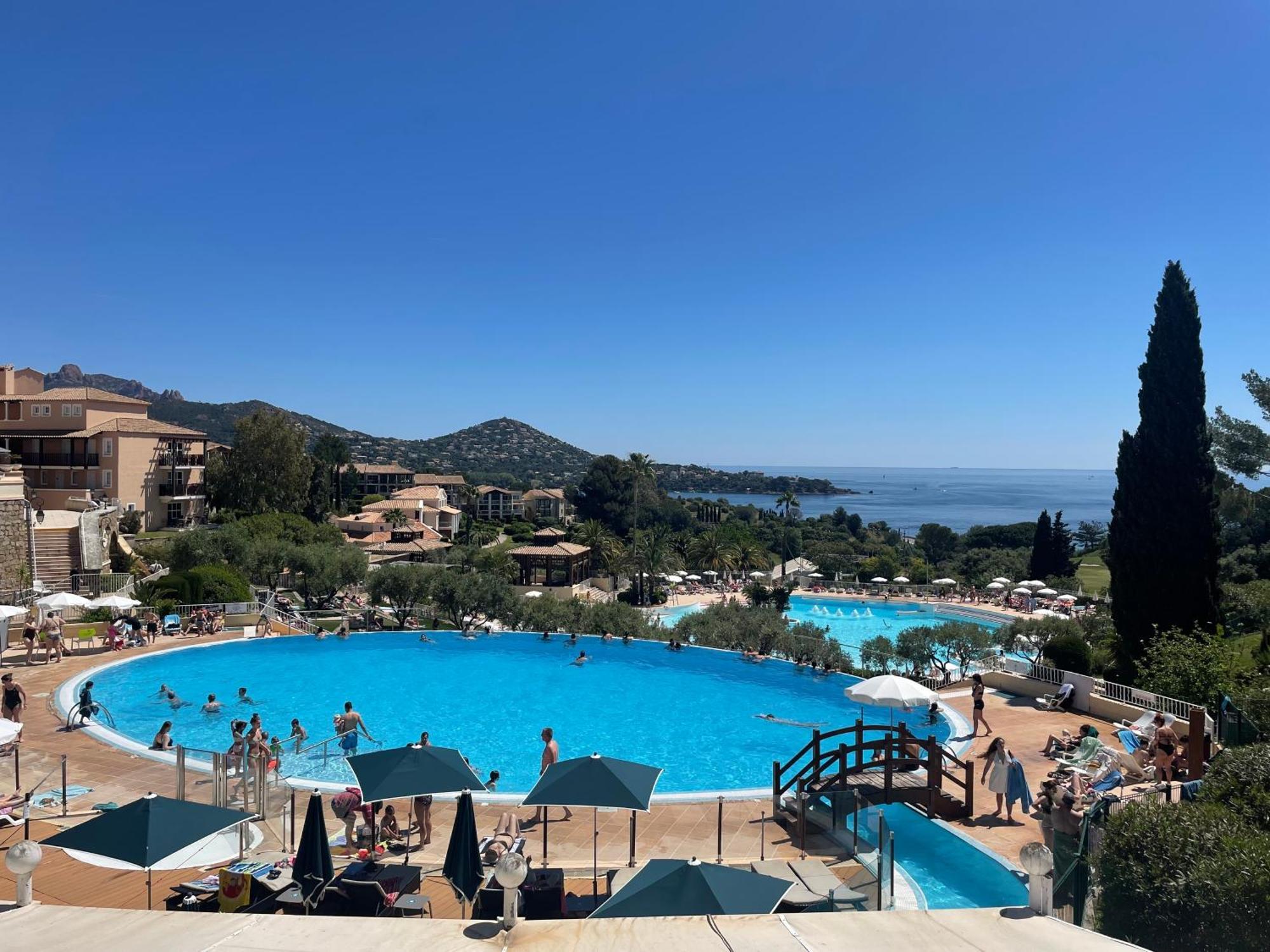 Village Cap Esterel, Piscine, Plage แซ็งต์-ราฟาเอล ภายนอก รูปภาพ