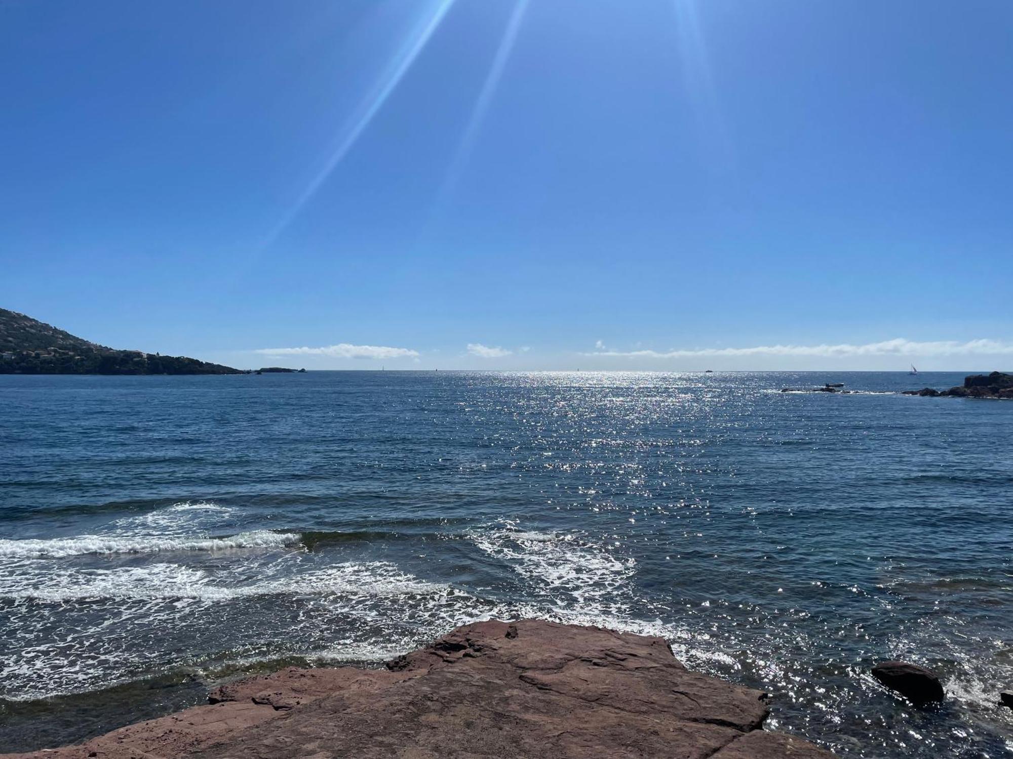 Village Cap Esterel, Piscine, Plage แซ็งต์-ราฟาเอล ภายนอก รูปภาพ