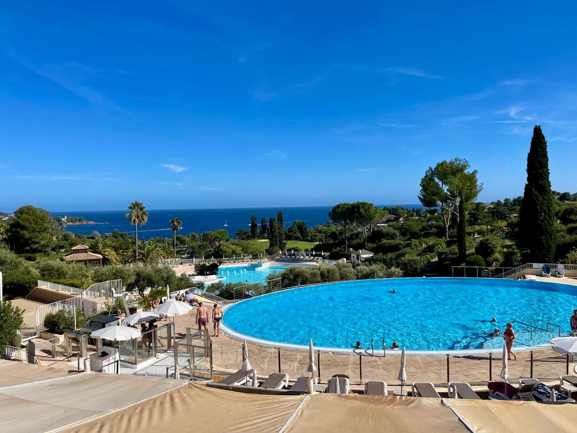 Village Cap Esterel, Piscine, Plage แซ็งต์-ราฟาเอล ภายนอก รูปภาพ