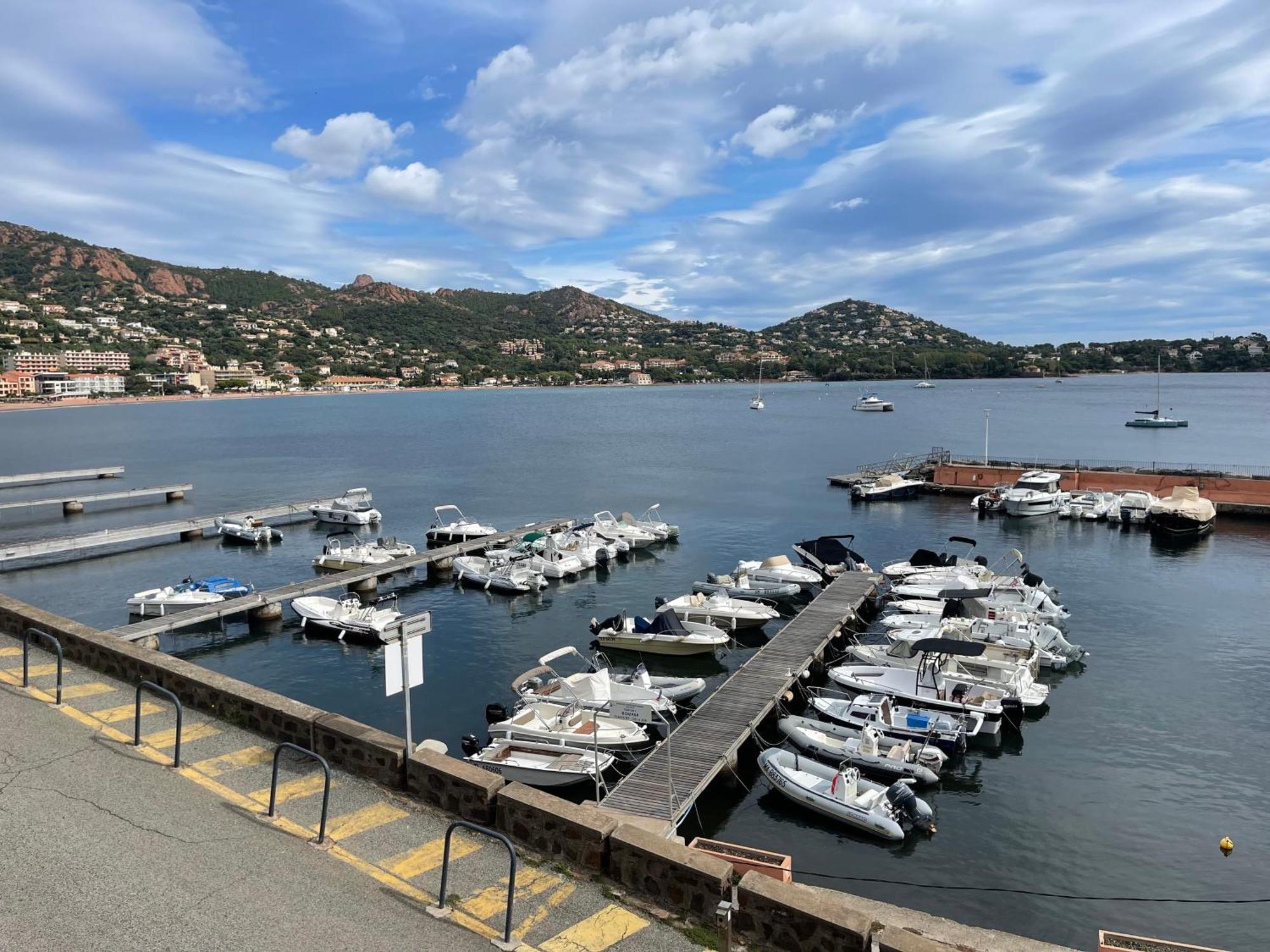 Village Cap Esterel, Piscine, Plage แซ็งต์-ราฟาเอล ภายนอก รูปภาพ